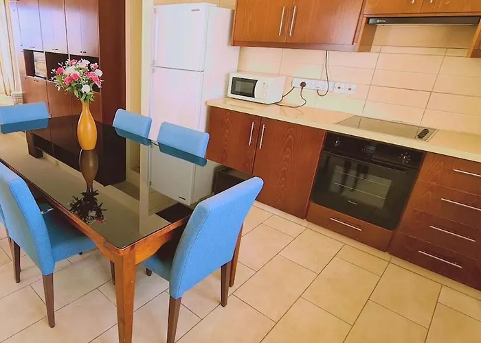 Sunrise B01 아파트 프로타라스