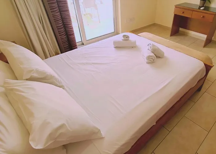 Sunrise B01 아파트 프로타라스