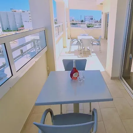 Sunrise B01 Apartman Protarász