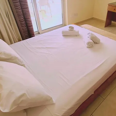 Sunrise B01 Apartman Protarász