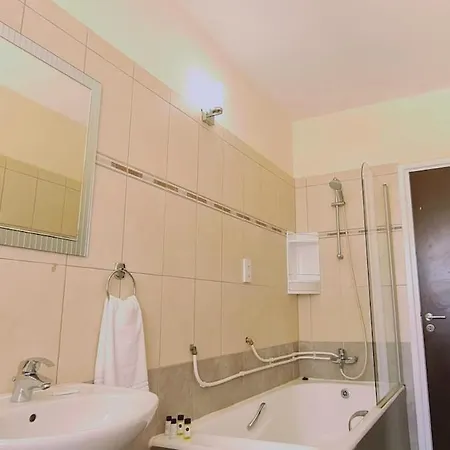 Sunrise B01 Apartman *